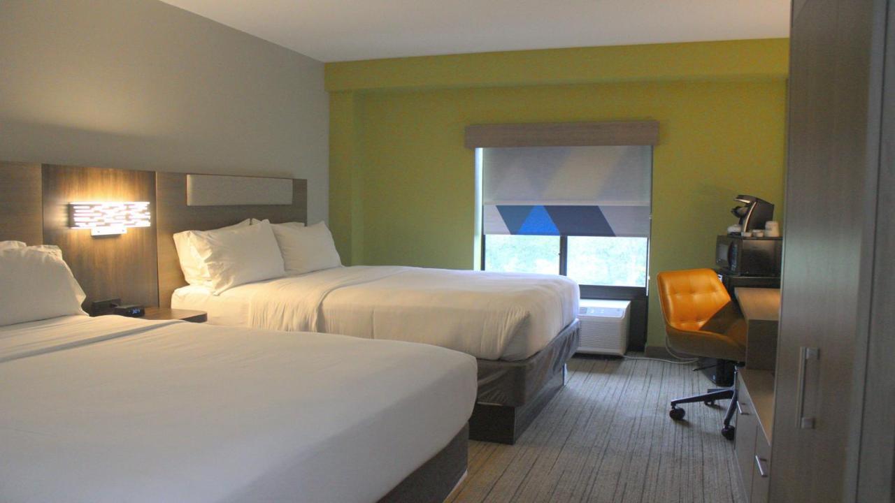 Holiday Inn Express & Suites Wilson-Downtown By Ihg Exterior photo